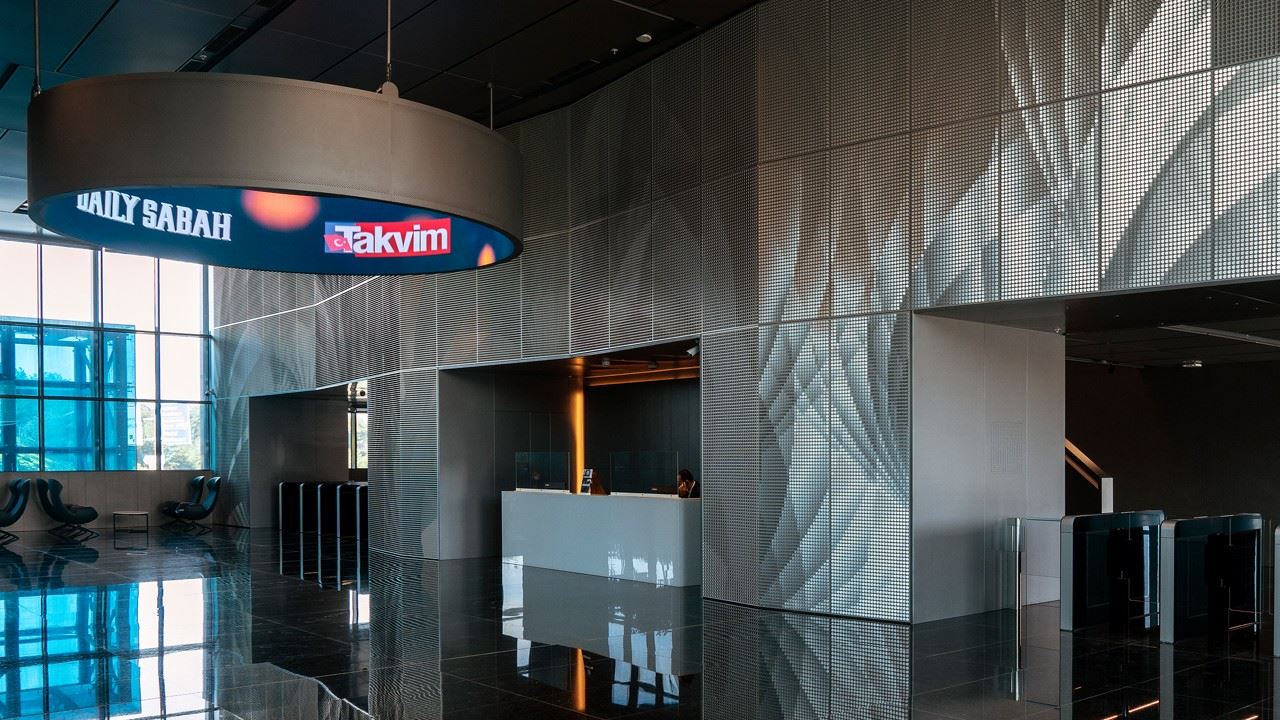 Ankara slams arrest of two Turkish journalists in Frankfurt