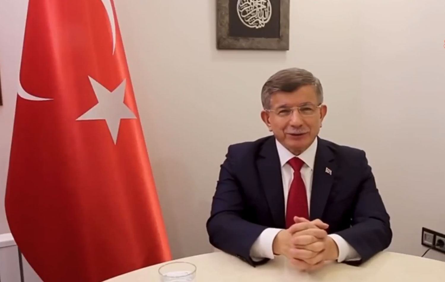 Davutoğlu: Bu bir seçim değil, bu bir referandumdur