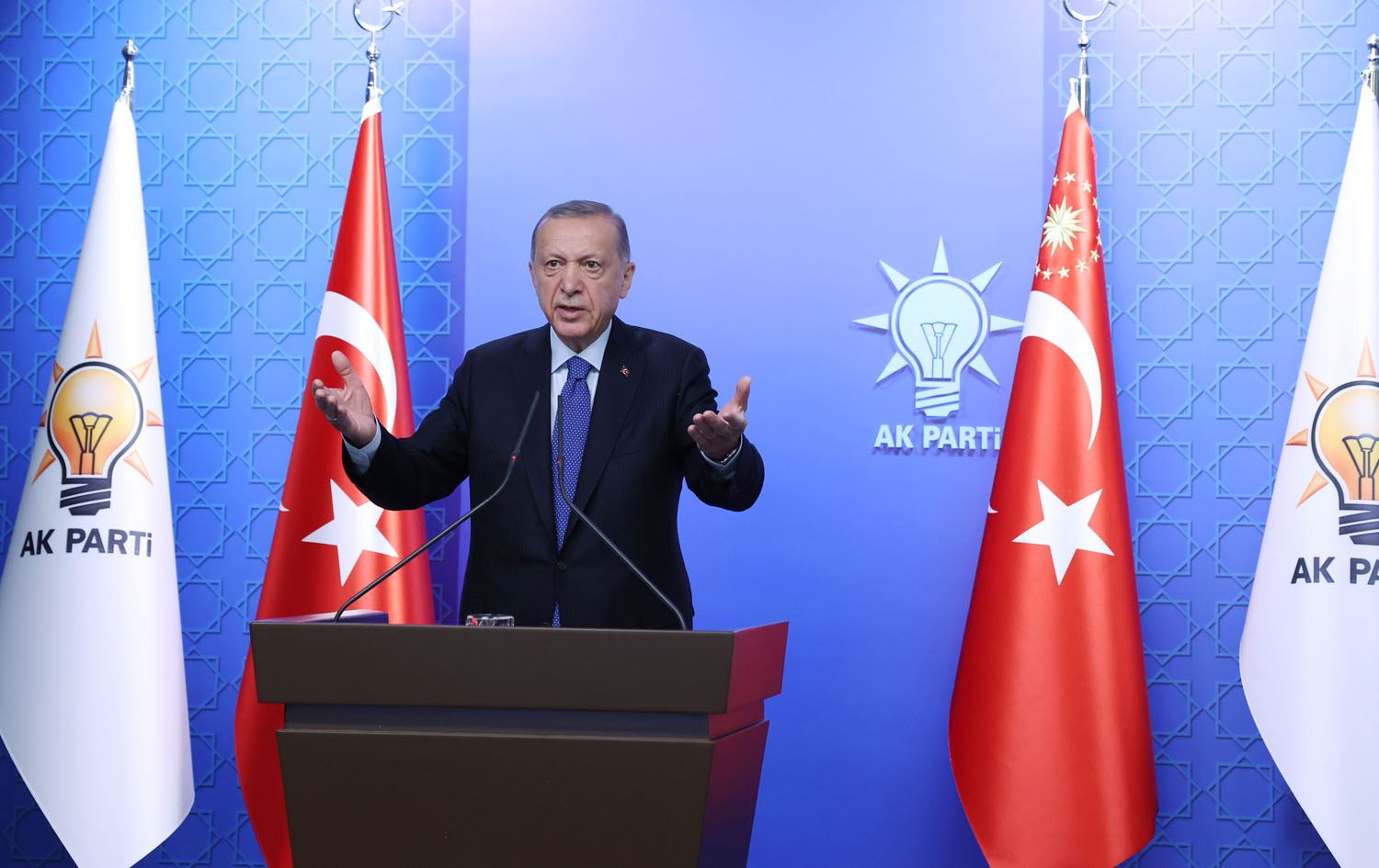 ئەردۆغان: شارەوانییەکانی جەهەپە هاوکاریی زیانبەرکەوتووانی بوومەلەرزەیان بڕیوە