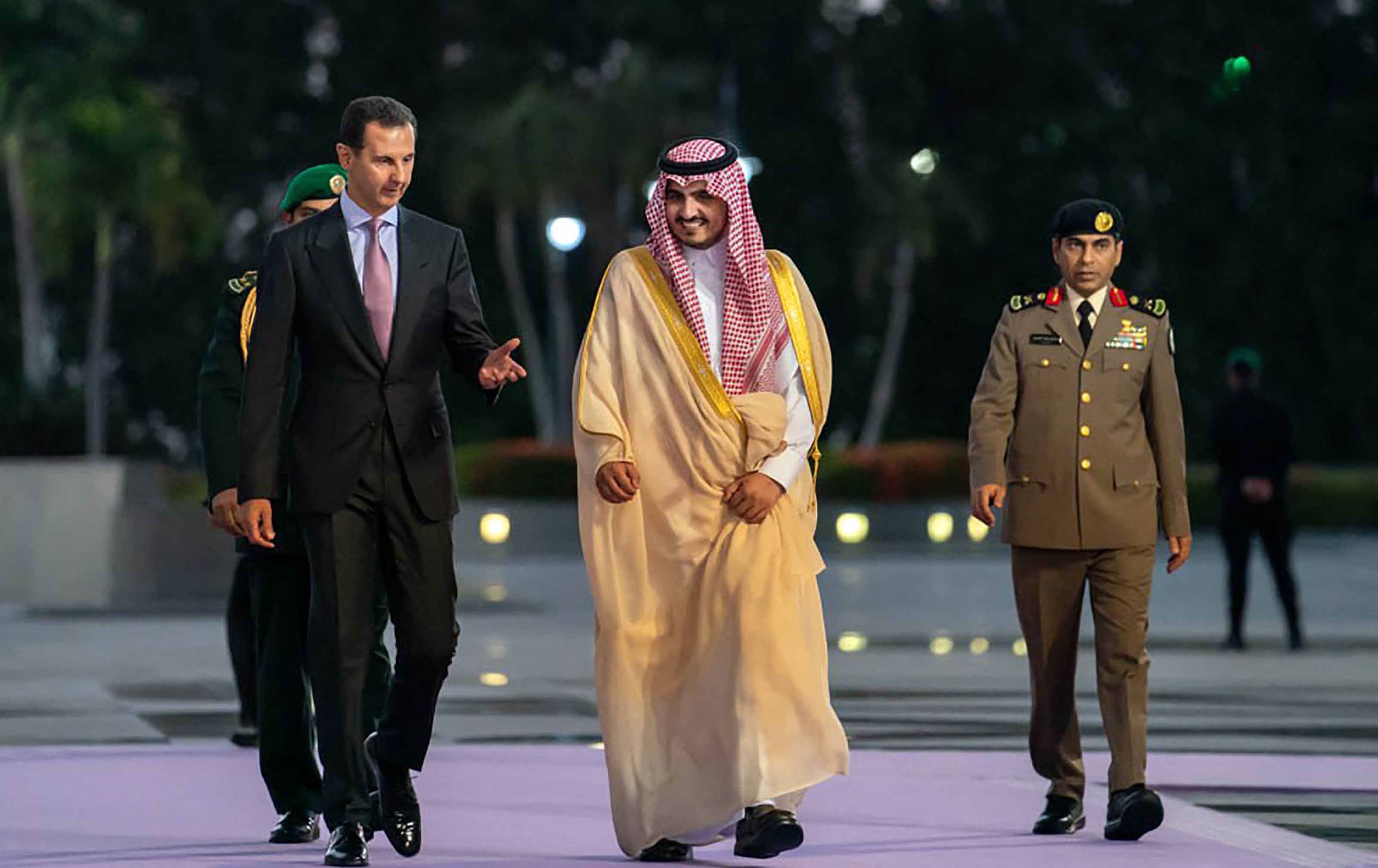 لووتکەی کۆمکاری عەرەبی دەستپێدەکات و چاوەکان لەسەر ئەسەدن