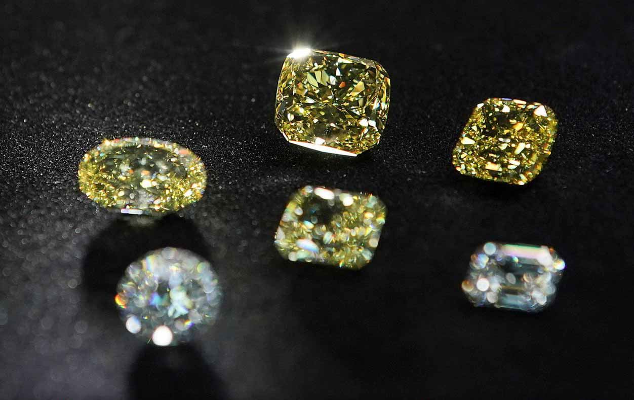 ئەوروپا هەوڵدەدات بازرگانیکردن بە ئەڵماسی رووسیاوە قەدەخە بکات