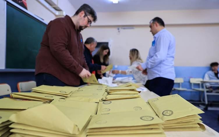 داواکاری یەسەپە بۆ دووبارەکردنەوەی هەڵبژاردن لە دیلۆک رەتکرایەوە