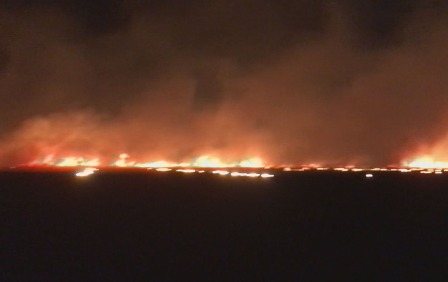 لە کەرکووک بەهۆی هەورەبرووسکەوە زیاتر لە 200 دۆنم زەویی دانەوێڵەی جووتیاران سووتا