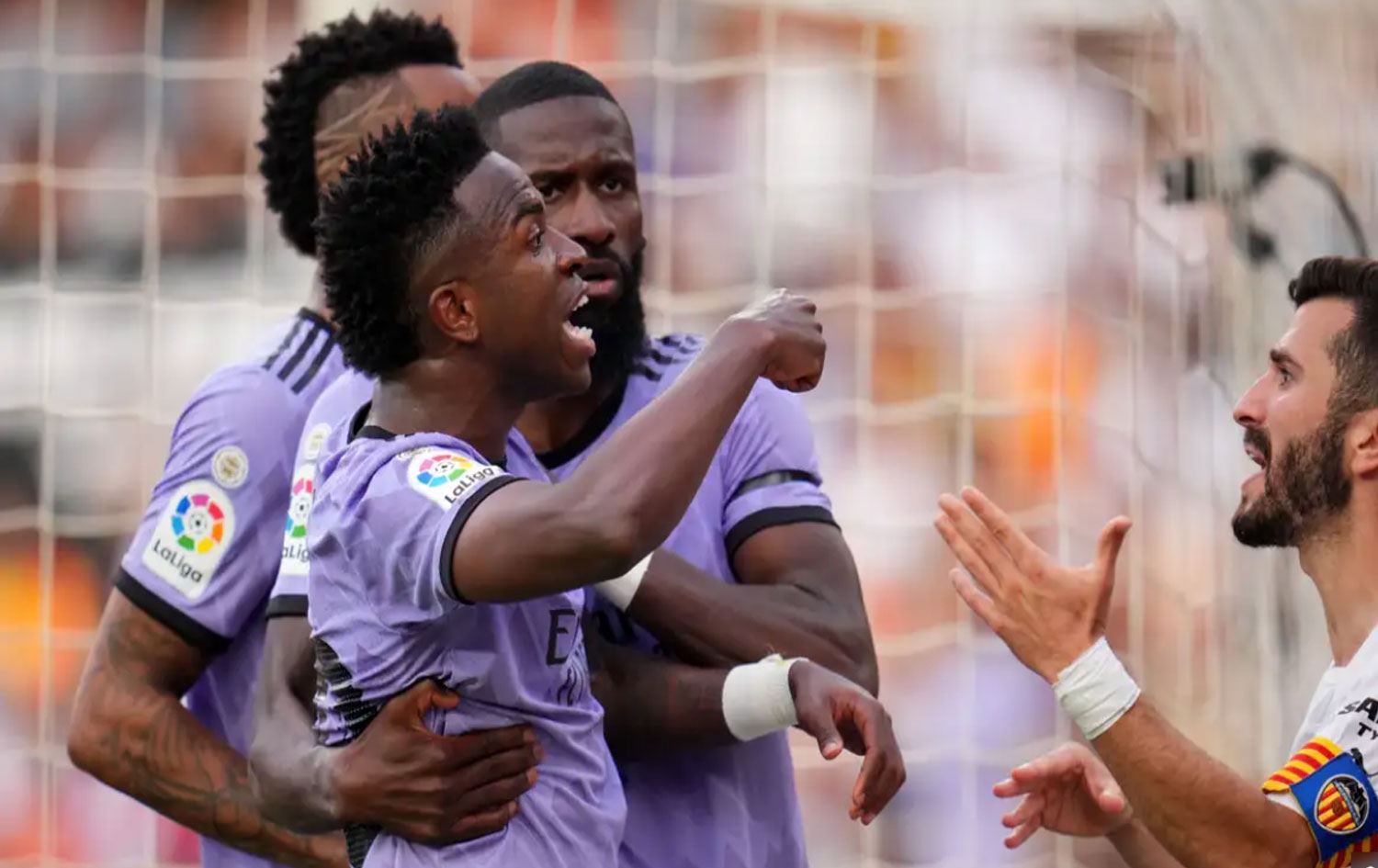 Real Madrid Teknik Direktörü Ancelotti: İspanya liginde ırkçılık sorunu var