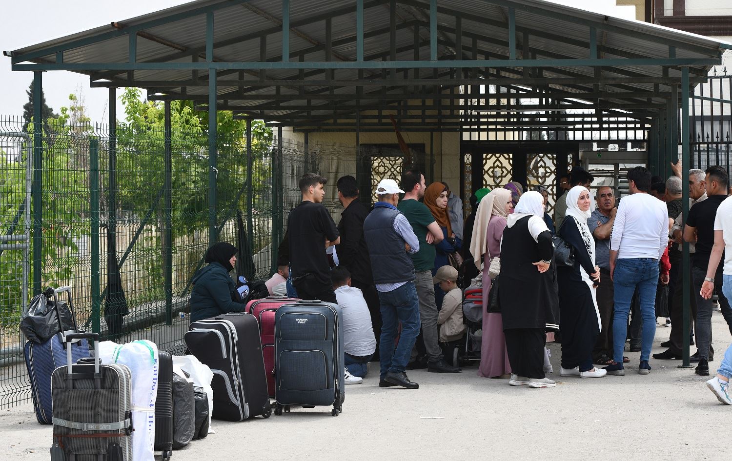 Aliyên siyasî bangeşeya xwe li ser dijayetiya koçberan dikin