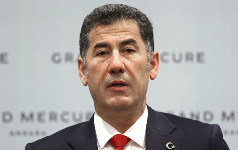 Leader of the ATA Alliance Sinan Ogan delivers a press conference in Ankara on May 22, 2023. Photo: Adem Altan/AFP