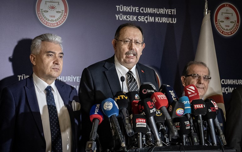 Serokê Desteya Hilbijartinê ya Bilind (YSK) Ahmet Yener