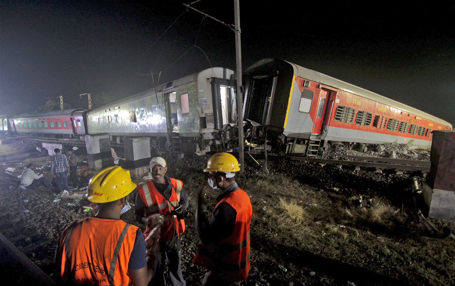 Yeni̇lendi̇ - Hindistan'Da Feci Tren Kazası:... | Rudaw.net