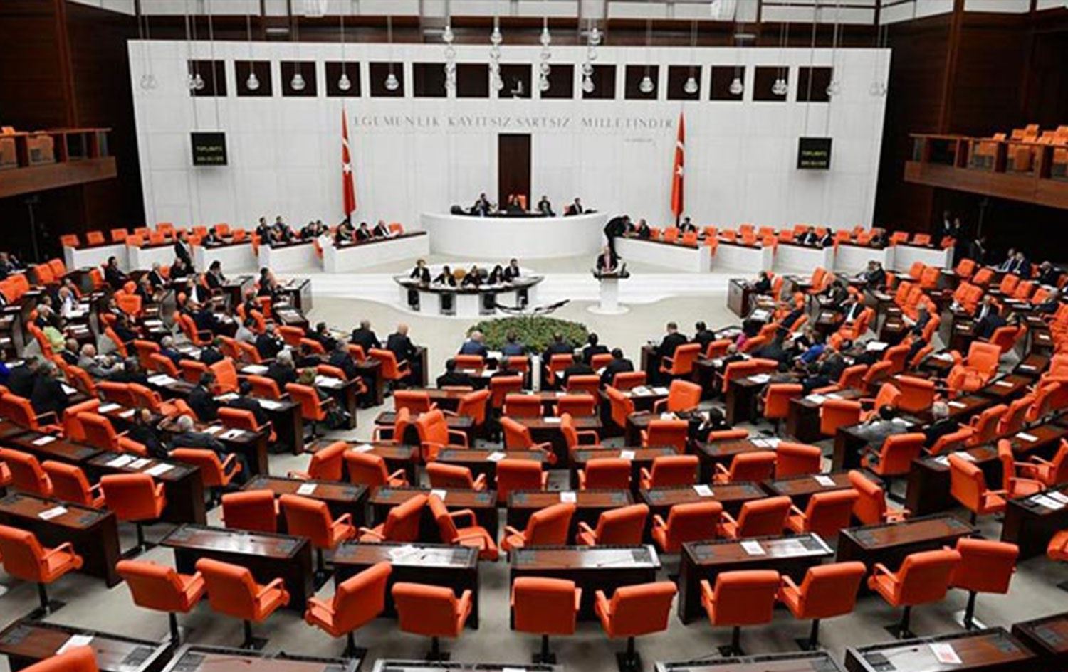 AK Parti Meclis Grubu belirlendi