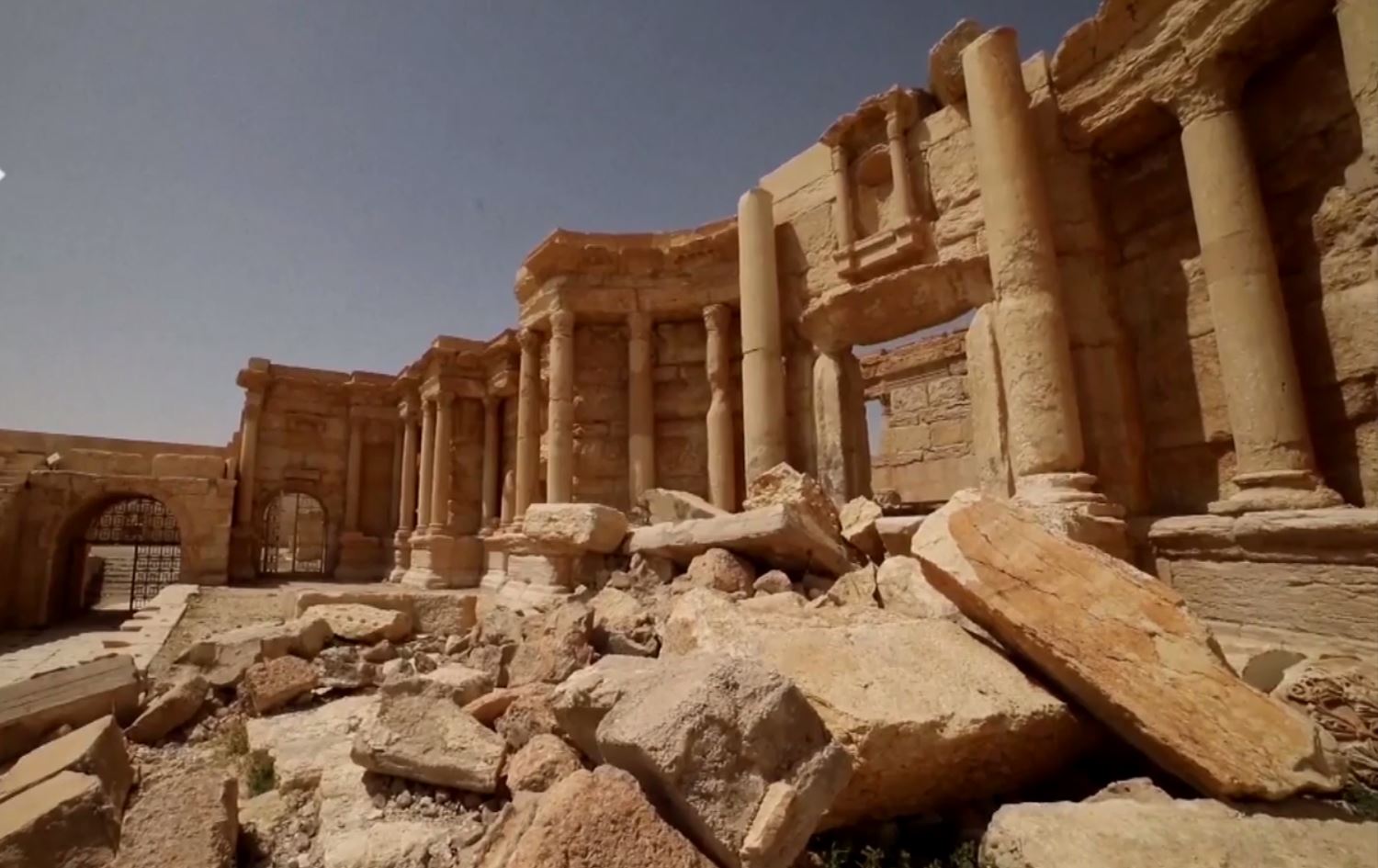 Tedmur: Nûjenkirina şûnwarên ku DAIŞê têk dabûn dereng ketiye