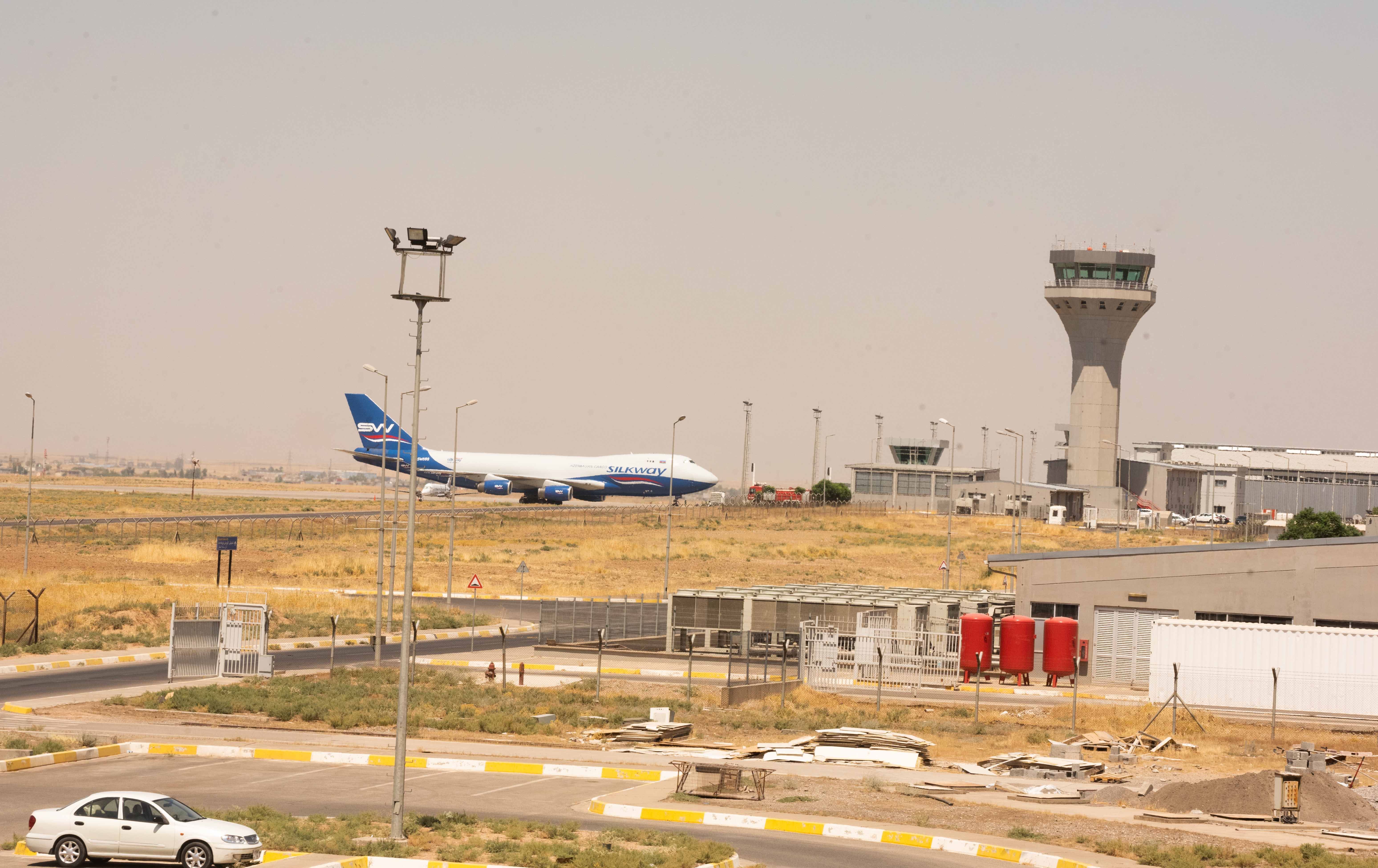 وێنەی ئەرشیڤیی فڕۆکەیەک لە فڕۆکەخانەی نێودەوڵەتیی هەولێر، وێنە: بڵند تاهیر - رووداو