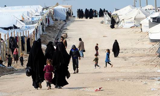 محاكمة عناصر داعش في شمال شرق سوريا لن تشمل نساءهم