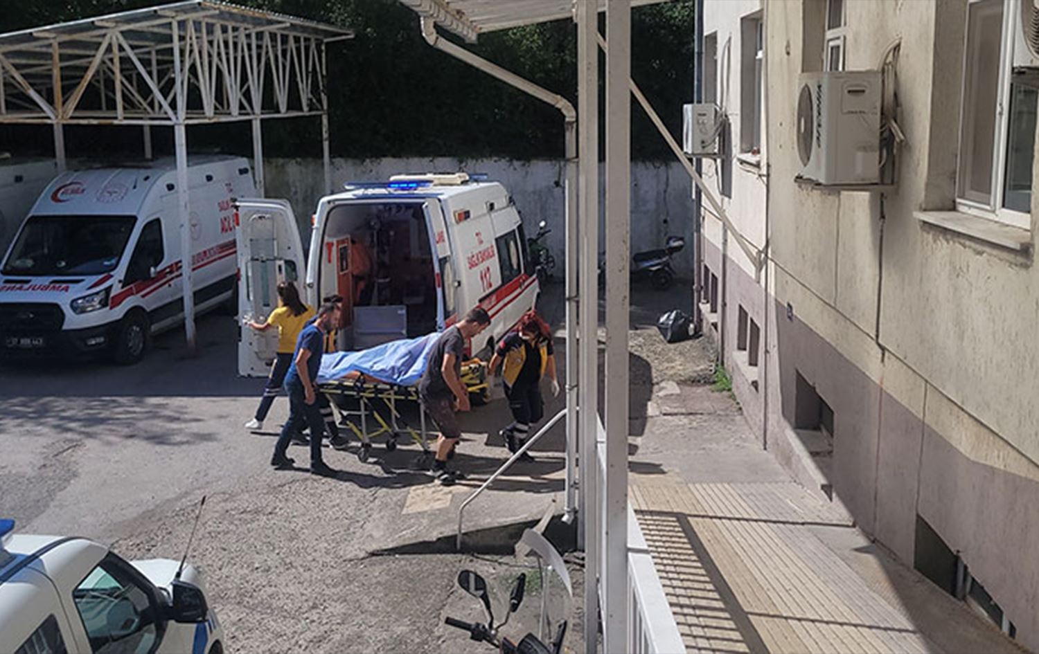 Li Trabzonê karkerên Kurd rastî êrîşê hatin; 6 karker birîndar bûn