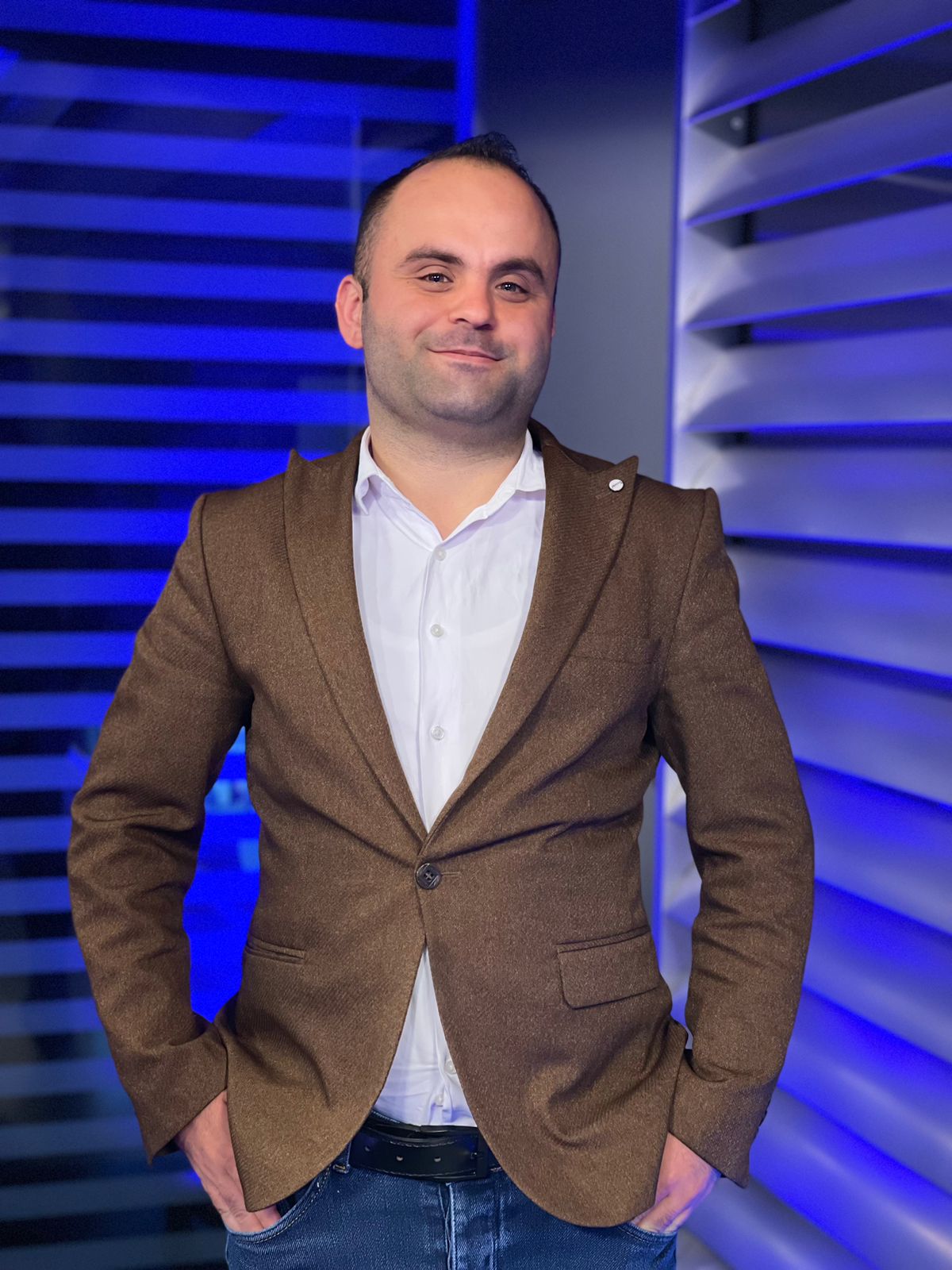 نیاز مستەفا