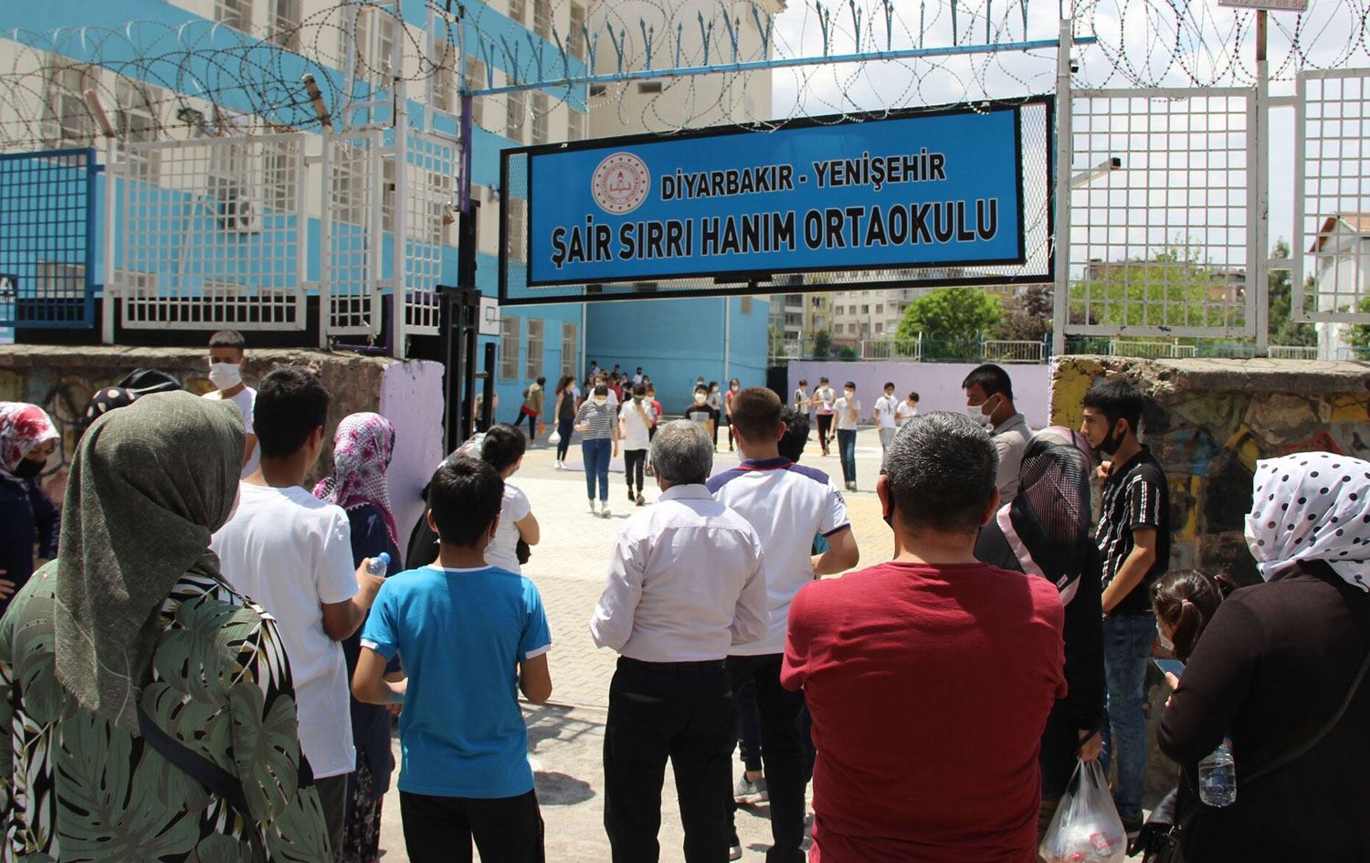 Li Amedê 7 xwendekar li ser asta Tirkiyê bûn yekem