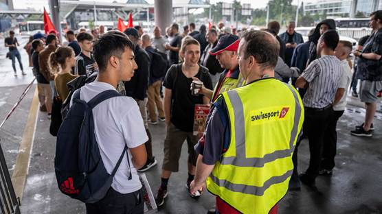 إضراب موظفي مطار جنيف 