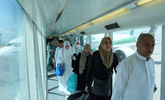 وصول أول رحلة للحجاج العراقيين العائدين الى مطار بغداد الدولي