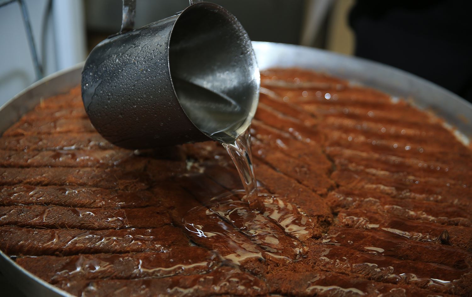 Di 9 rojên betlaneya Cejna Qurbanê de li Amedê 160 ton şîrînî hatiye firotin