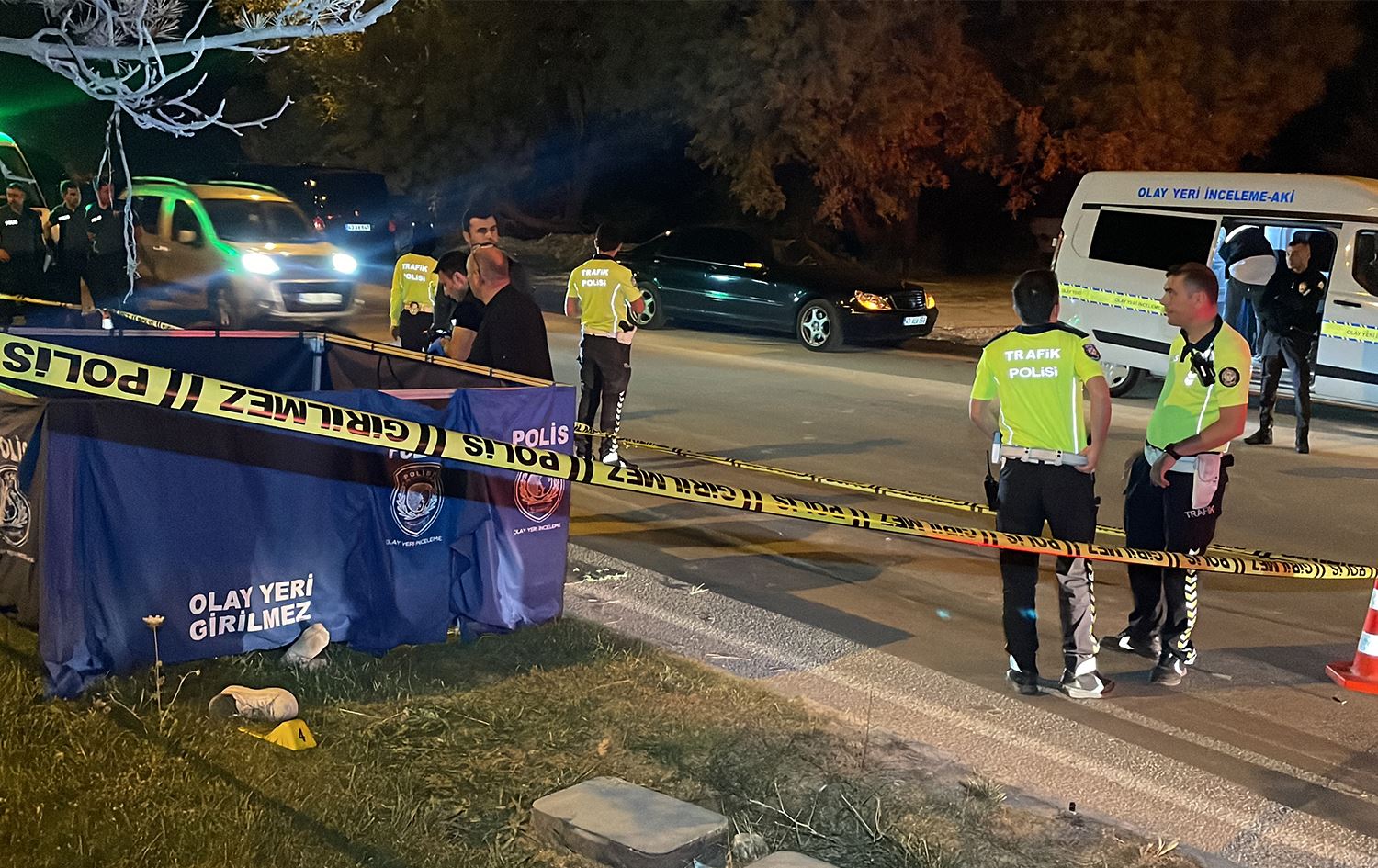 Li nav bajêr otomobîlekê li nûciwanekî Îranê da û ew kuşt