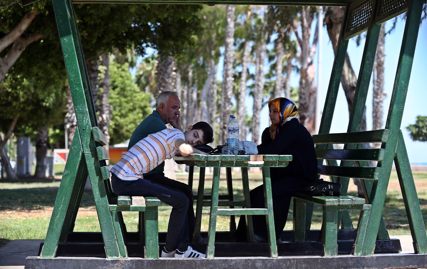Li Antakyayê germahiya zêde bandoreke nerênî li ziyandîtiyên erdhejê dike