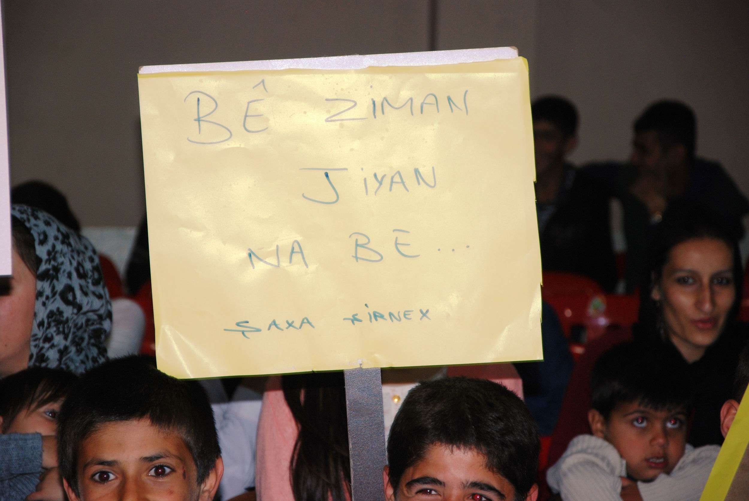 Li bakûrê Kurdistanê şahiyên Cejna Zimanê Kurdî