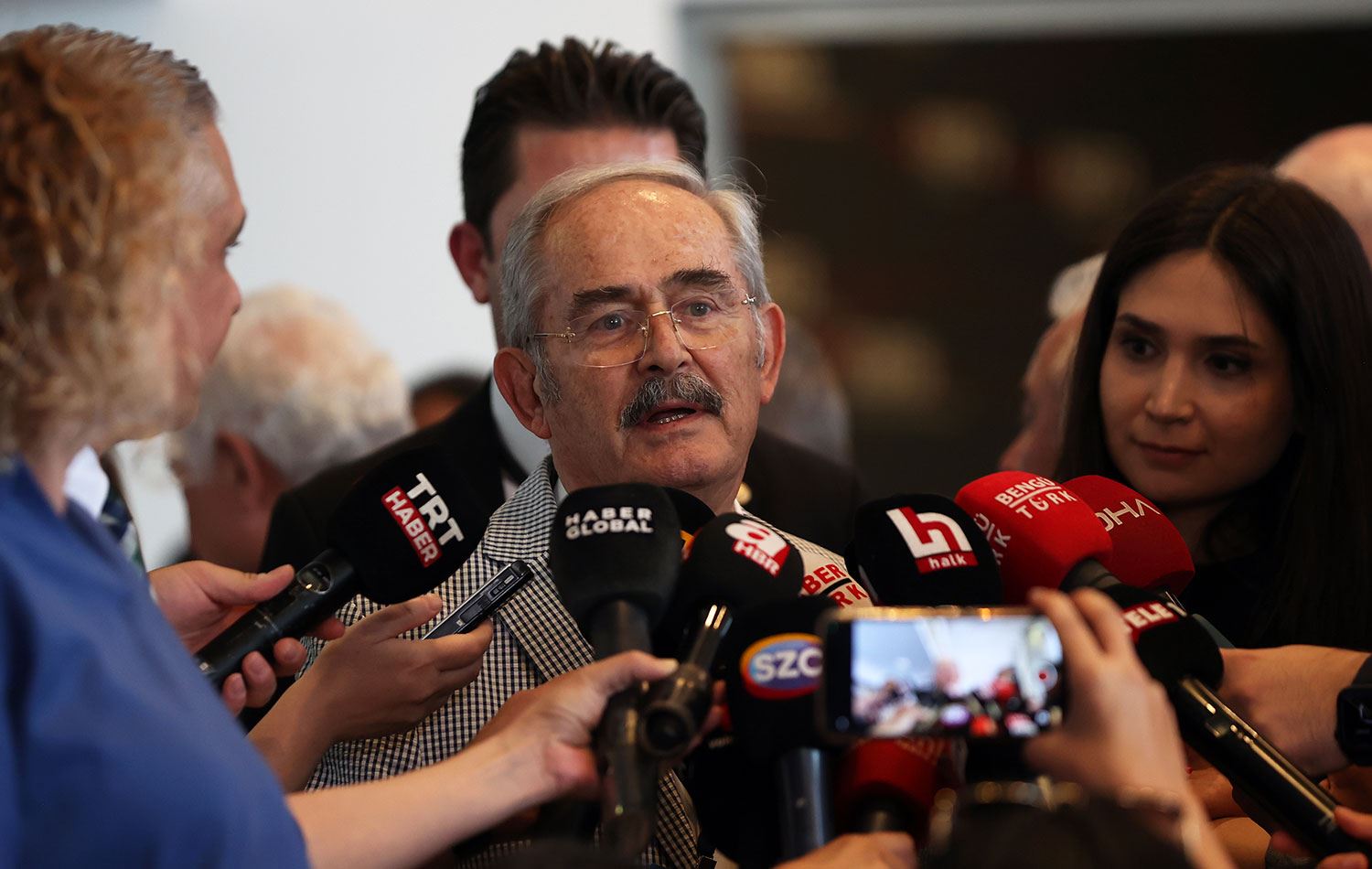 Eskişehir Büyükşehir Belediye Başkanı Yılmaz Büyükerşen açıklama yaptı. / AA