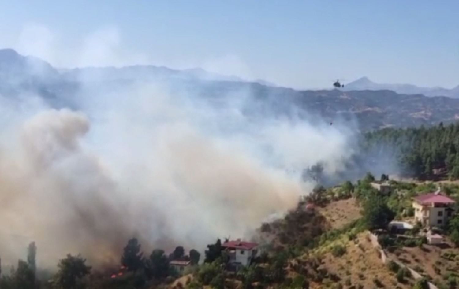 Li Mereşê agir bi daristanê ket