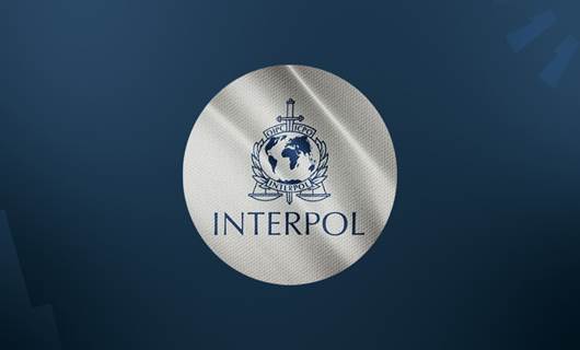 شعار الانتربول