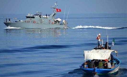 خفر السواحل التونسي ينقذ مهاجرين - أرشيف