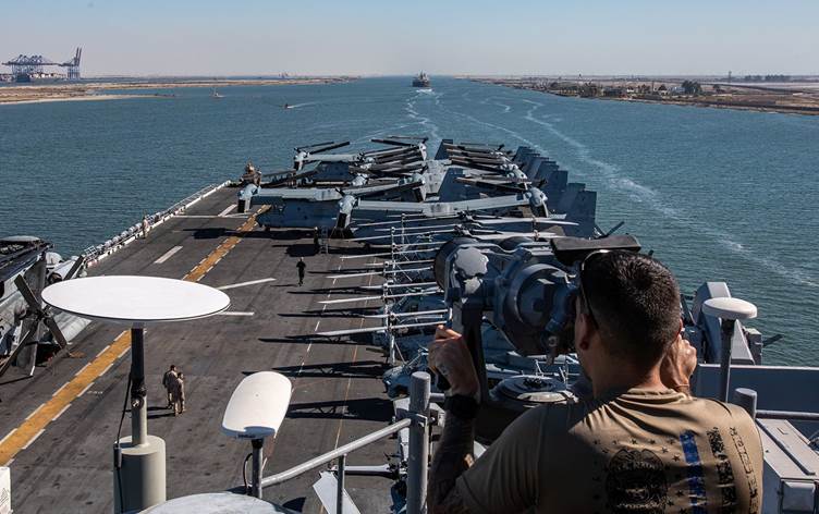 Over 3,000 military personnel arrived aboard two warships in the Middle East, the US Navy said on August 7, 2023. Photo: U.S. Naval Forces Central Command/Twitter