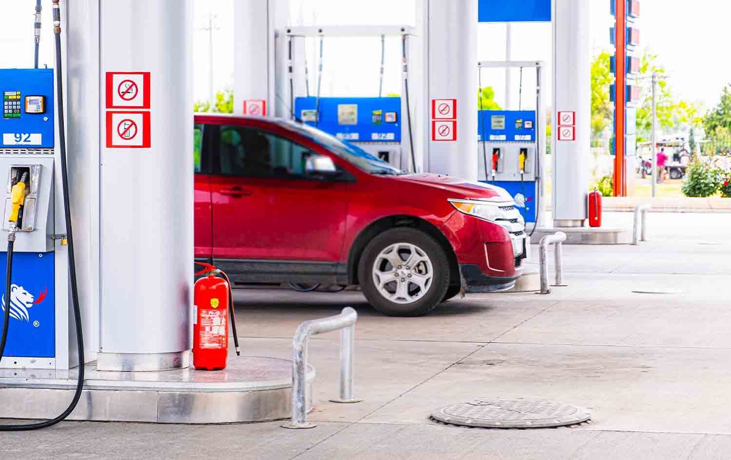 سامانە سرووشتییەکان: بەنزینخانەکان دەتوانن بەنزین هاوردە بکەن