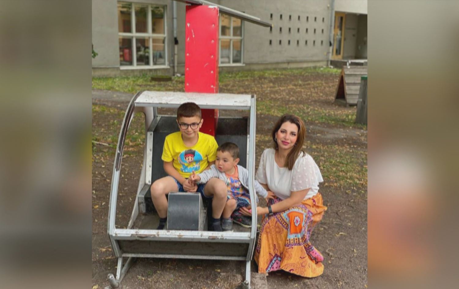 Swêd: Dayika 2 zarokan bi pileyeke baş zanîngeh temam kir