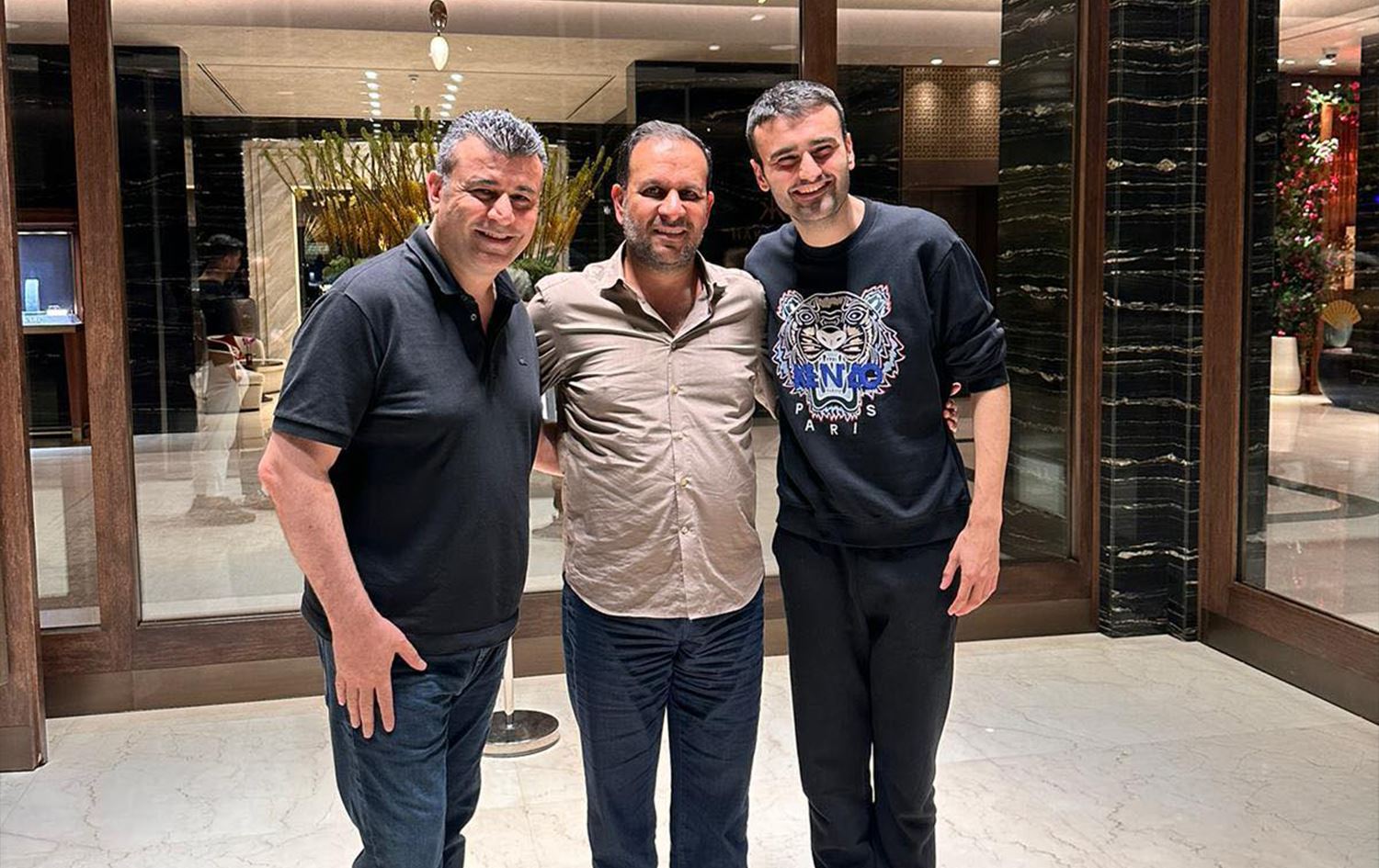 CZN Burak, babası ile barışmasına vesile olan Kürt iş insanına teşekkür etti