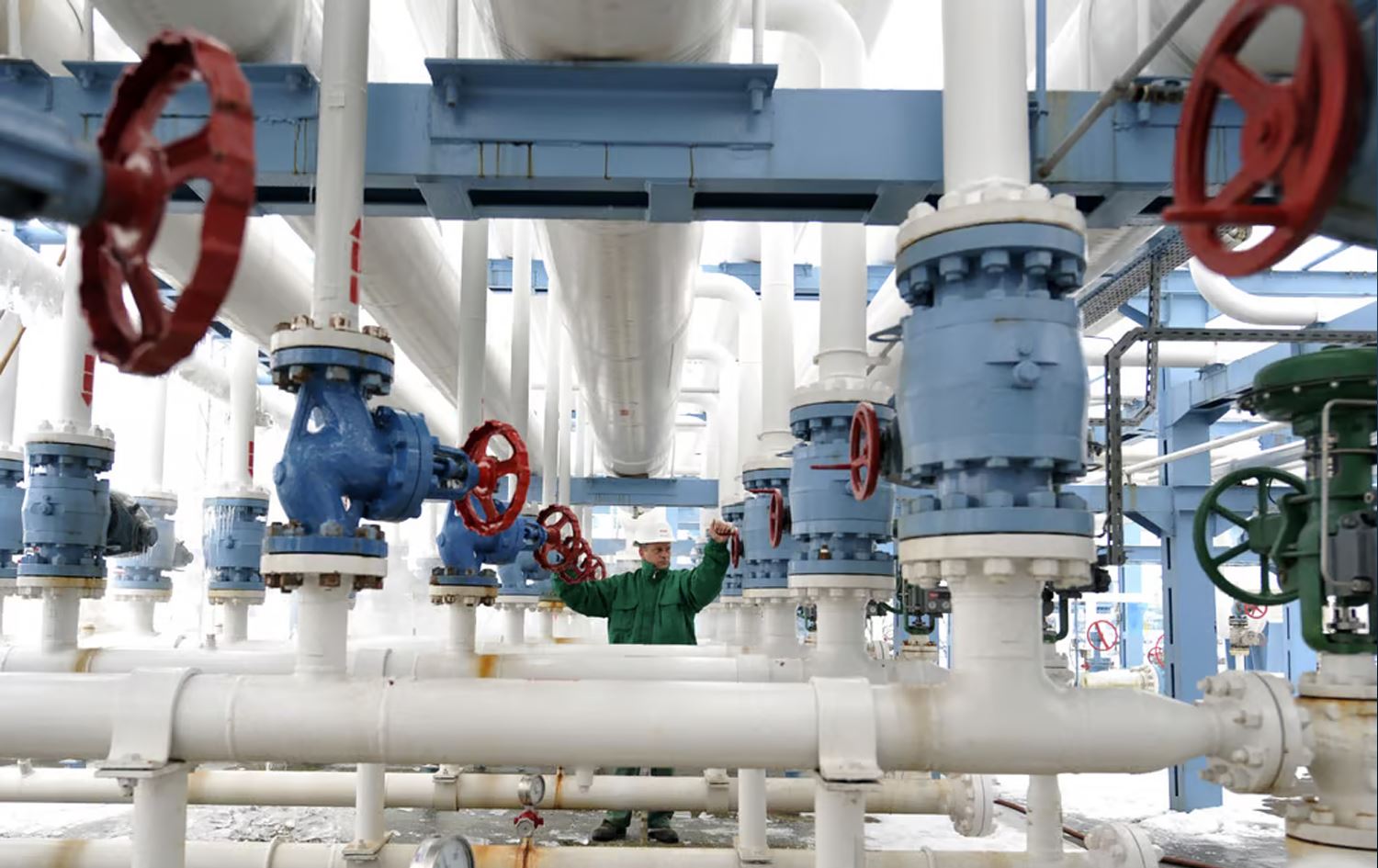 یەکێتیی ئەوروپا: لە 90٪ی کۆگەکانی گازمان پڕن