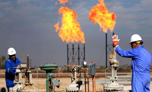 Irak'ın güney petrol rafineleri / Foto: AFP