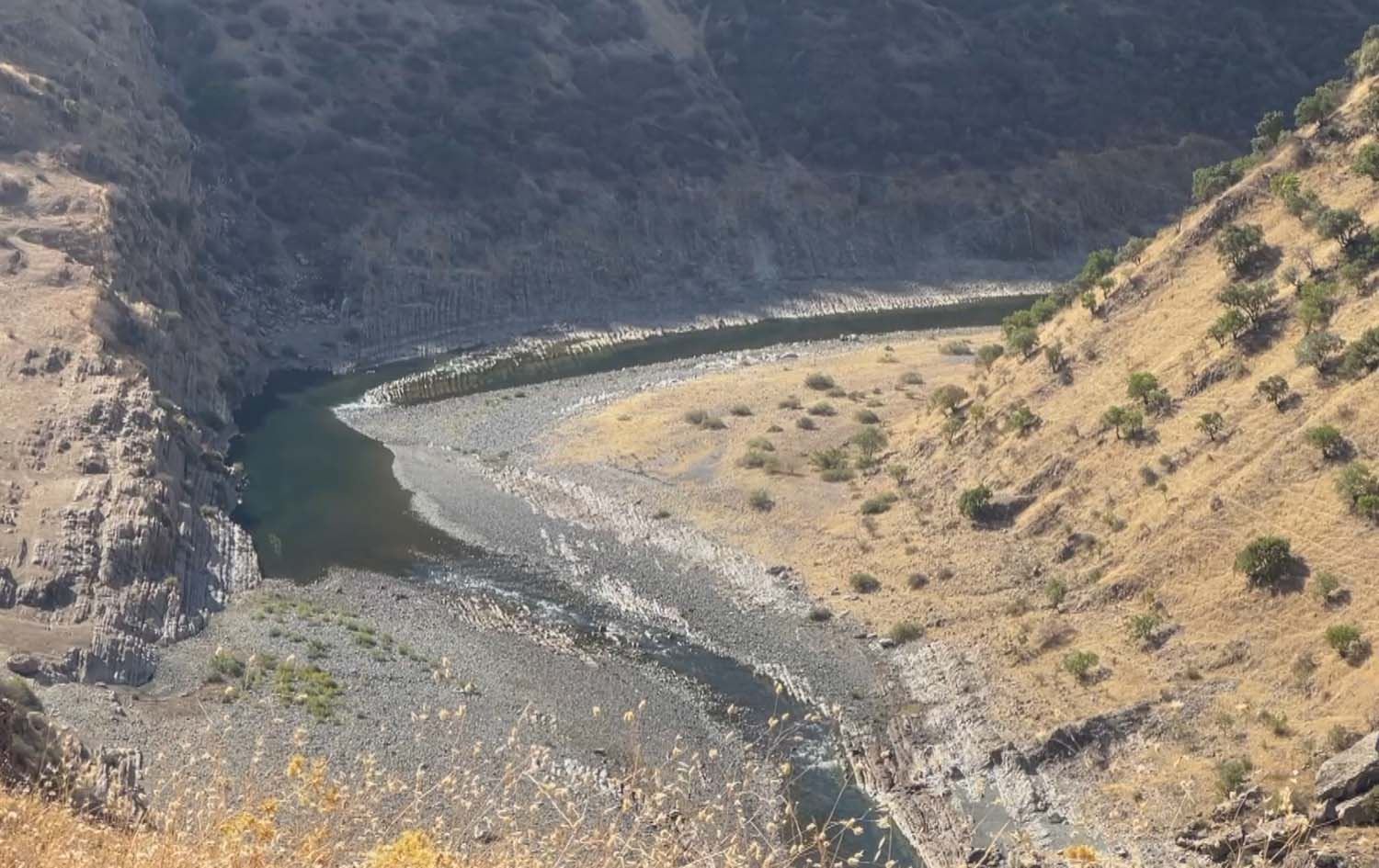 دیمەنێکی زێی بچووک لەدوای گرتنەوەی ئاو لەلایەن ئێران