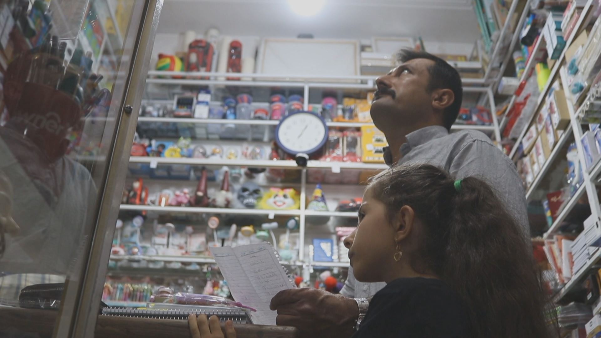 گرانبوونی پێداویستییەکانی خوێندن لە ئێران و رۆژهەڵاتی کوردستان