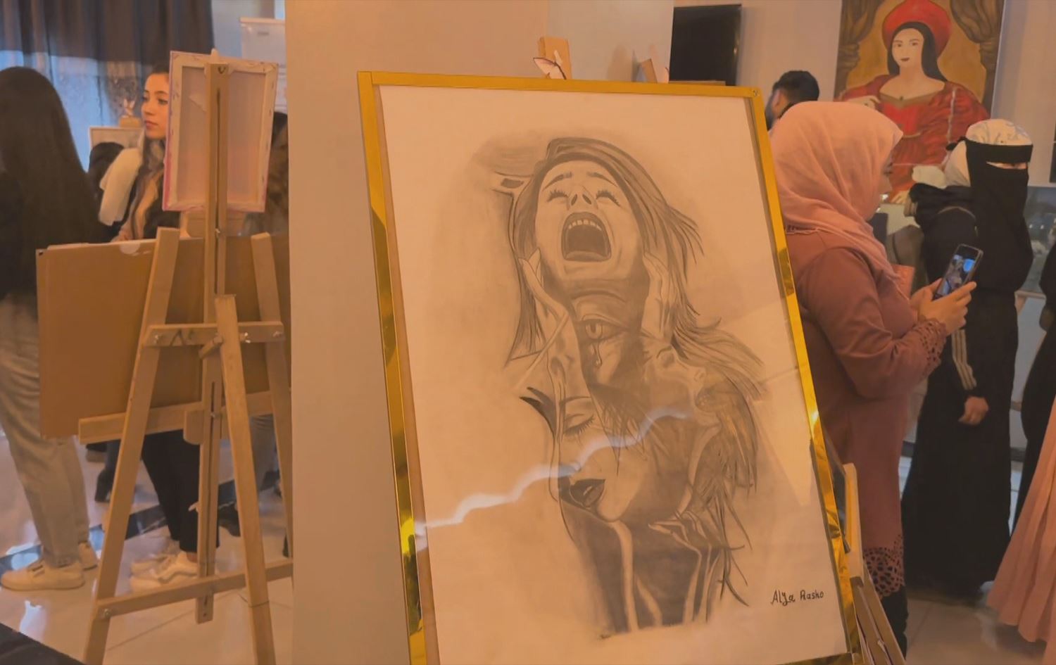 Li Efrînê pêşangeheke şêwekariyê hate vekirin