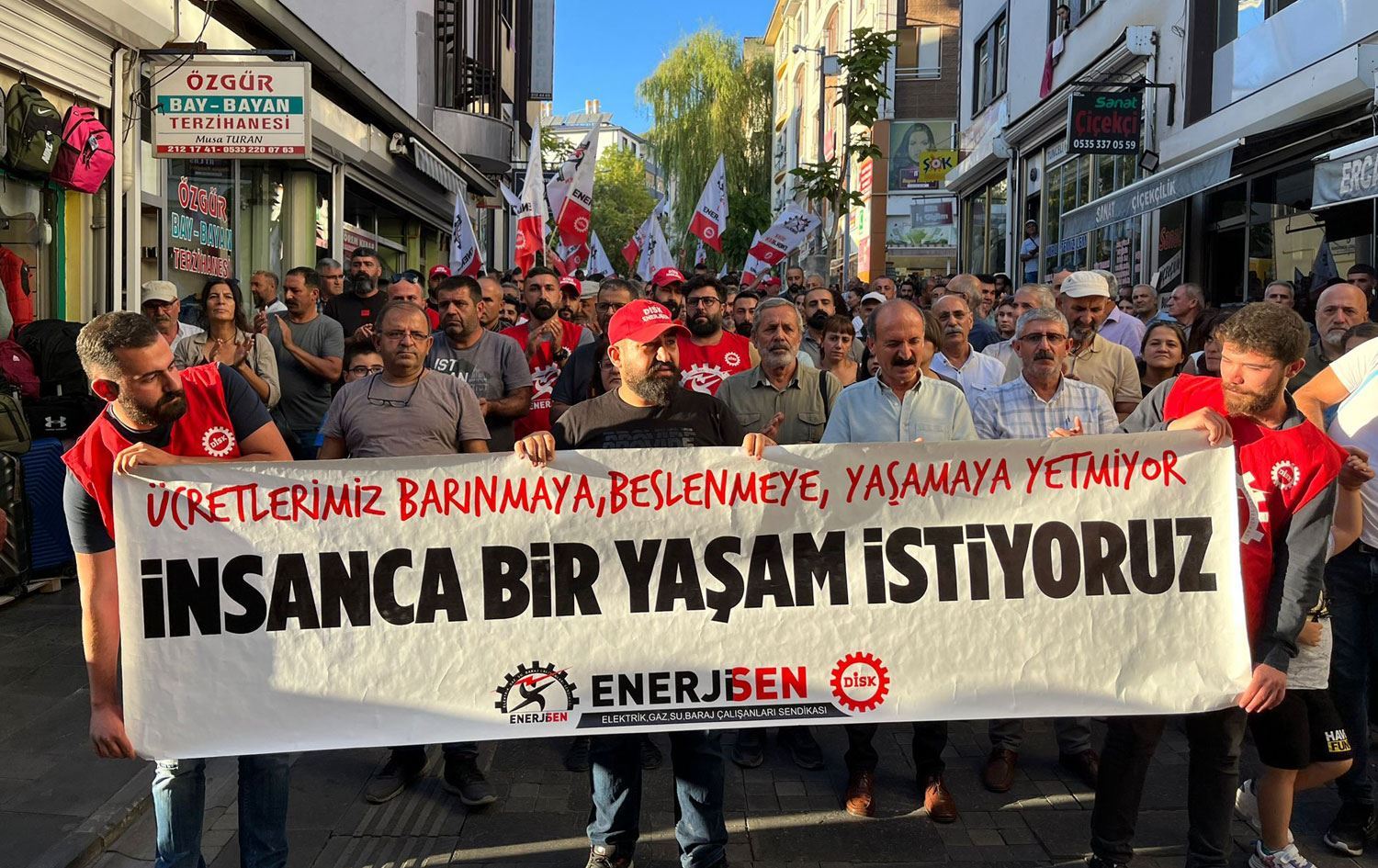 FEDAŞê li Dêrsimê 32 karker ji kar derxistin: ‘Me rûbirûyî birçîbûn û hejariyê dikin’