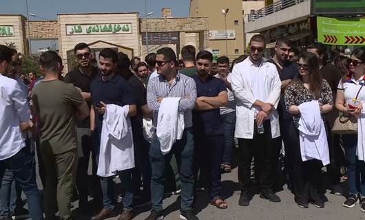 Patients, students, civil servants lose in Erbil, Baghdad money row