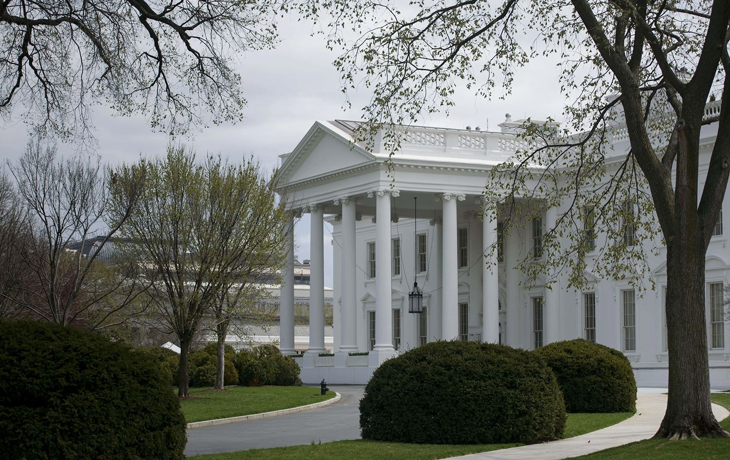 White House welcomes dialogue between Erbil, Baghdad