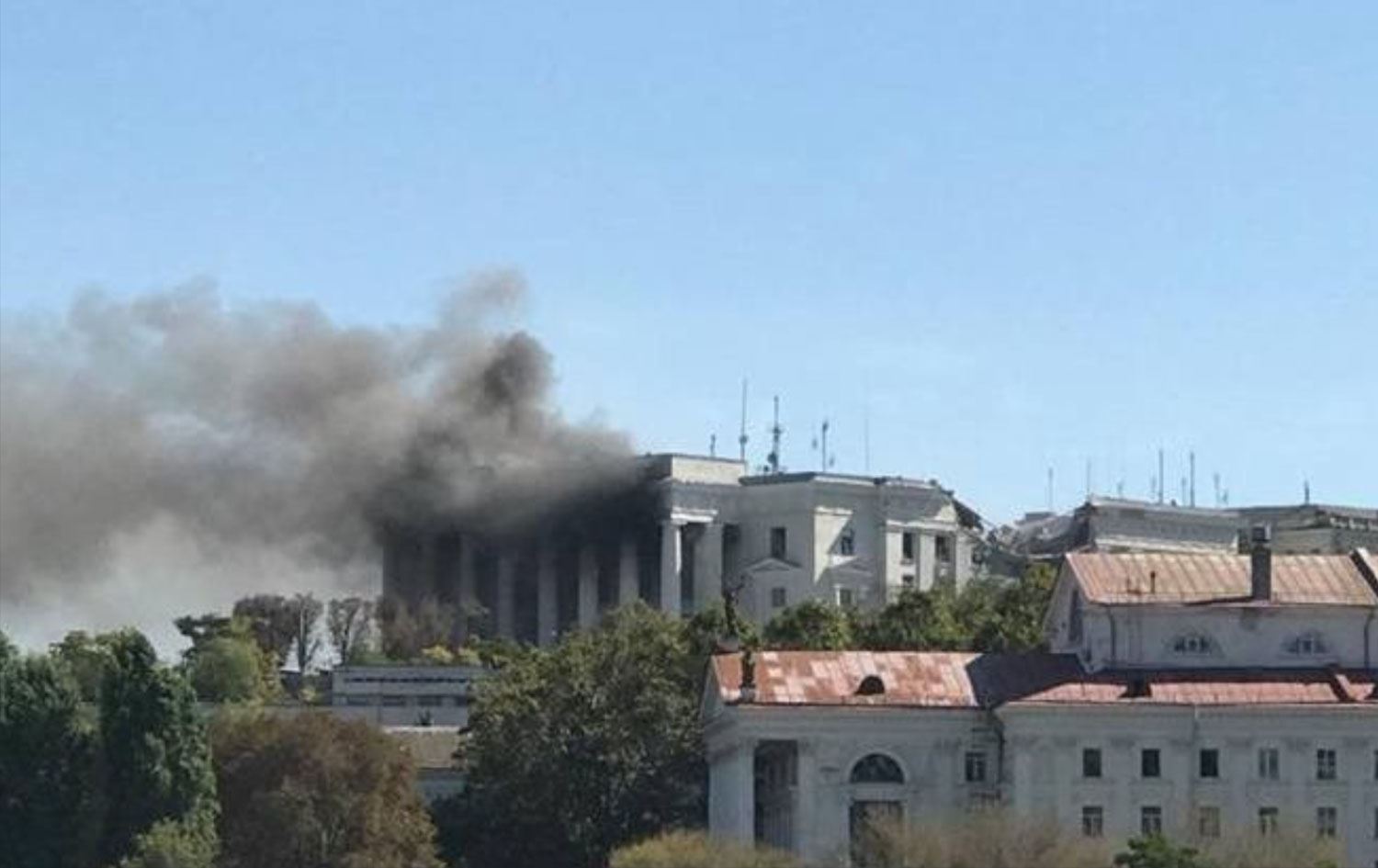Rus Karadeniz Donanması karargahına füzeli saldırı Foto: Sosyal medya