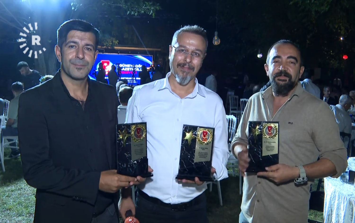 Cemiyeta Rojnamegerên Başûrê Rojhilat 3 xelat dan Tora Medyayê ya Rûdawê