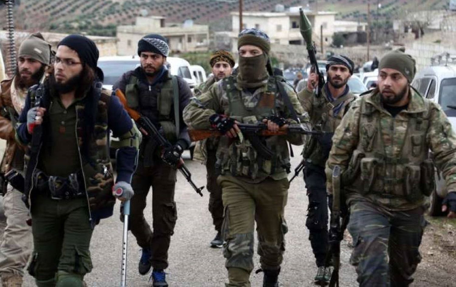 Li Efrînê ji bo tomarkirina çekdaran navendek hatiye vekirin / Wêne: Arşîv