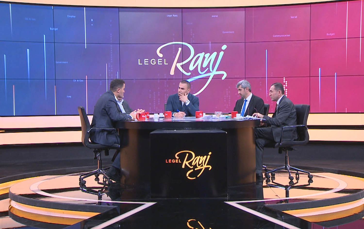 دیمەنێکی بەرنامەکەی لەگەڵ رەنج