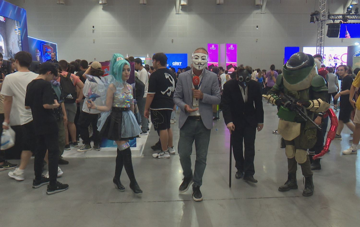 STENBOL - Festîvala lîstikên dîjîtal: Qebareya lîstikên dîjîtal gihîştiye 200 milyar dolarî