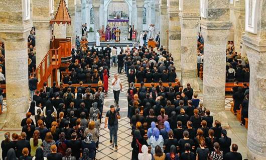 Hamdaniya holds funeral mass for wedding fire victims