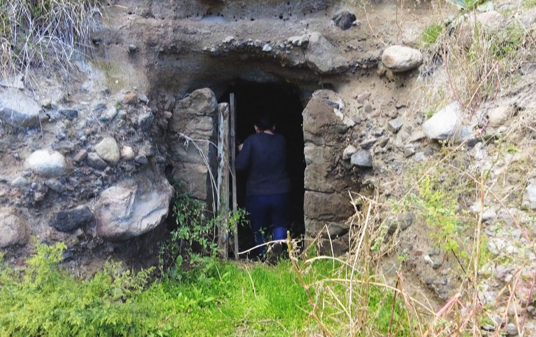 گوندی خناتساخە لە باشووری ئەرمینیا