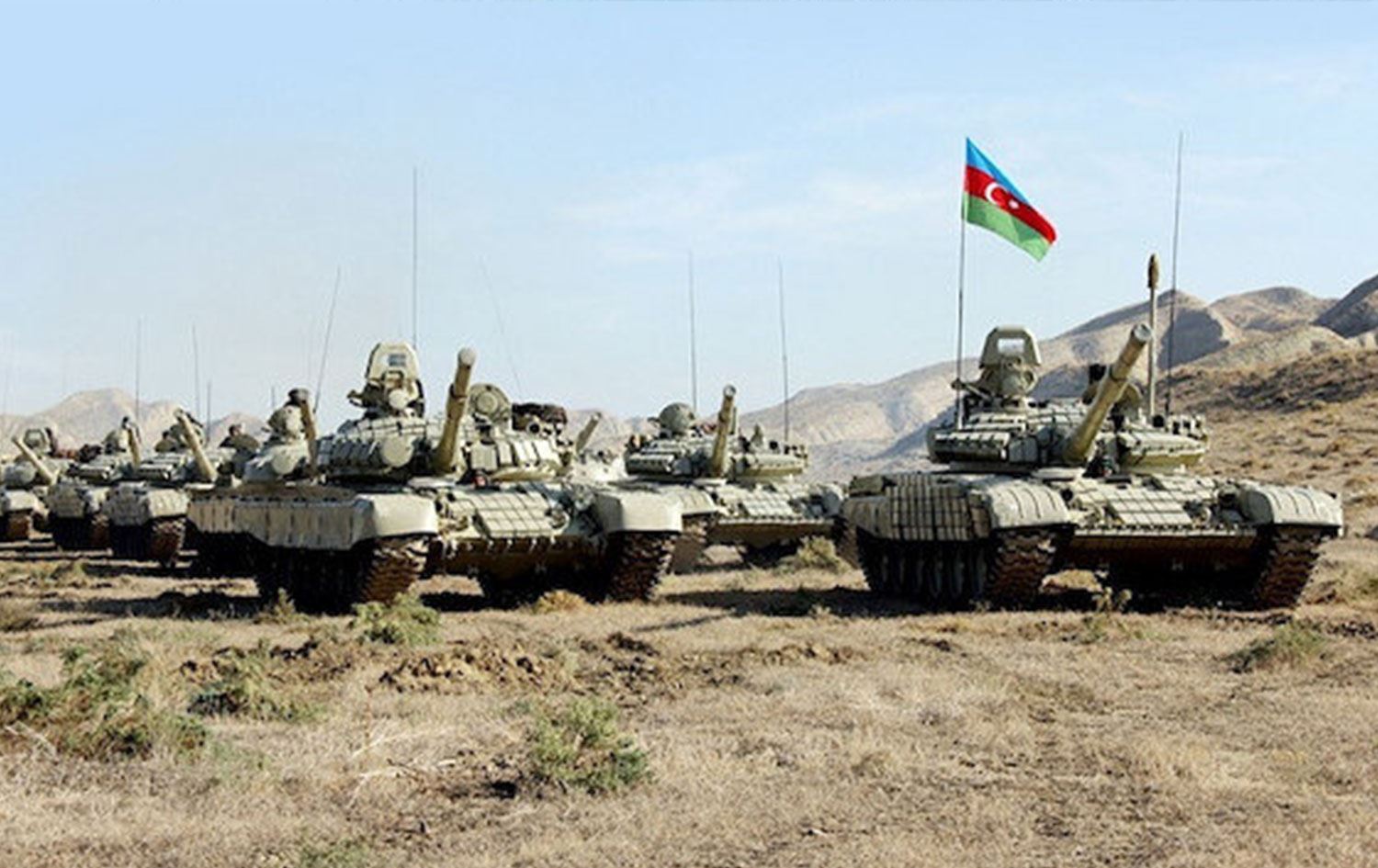 Azerbaycan Savunma Bakanlığı bir askerlerinin öldürüldüğünü duyurdu