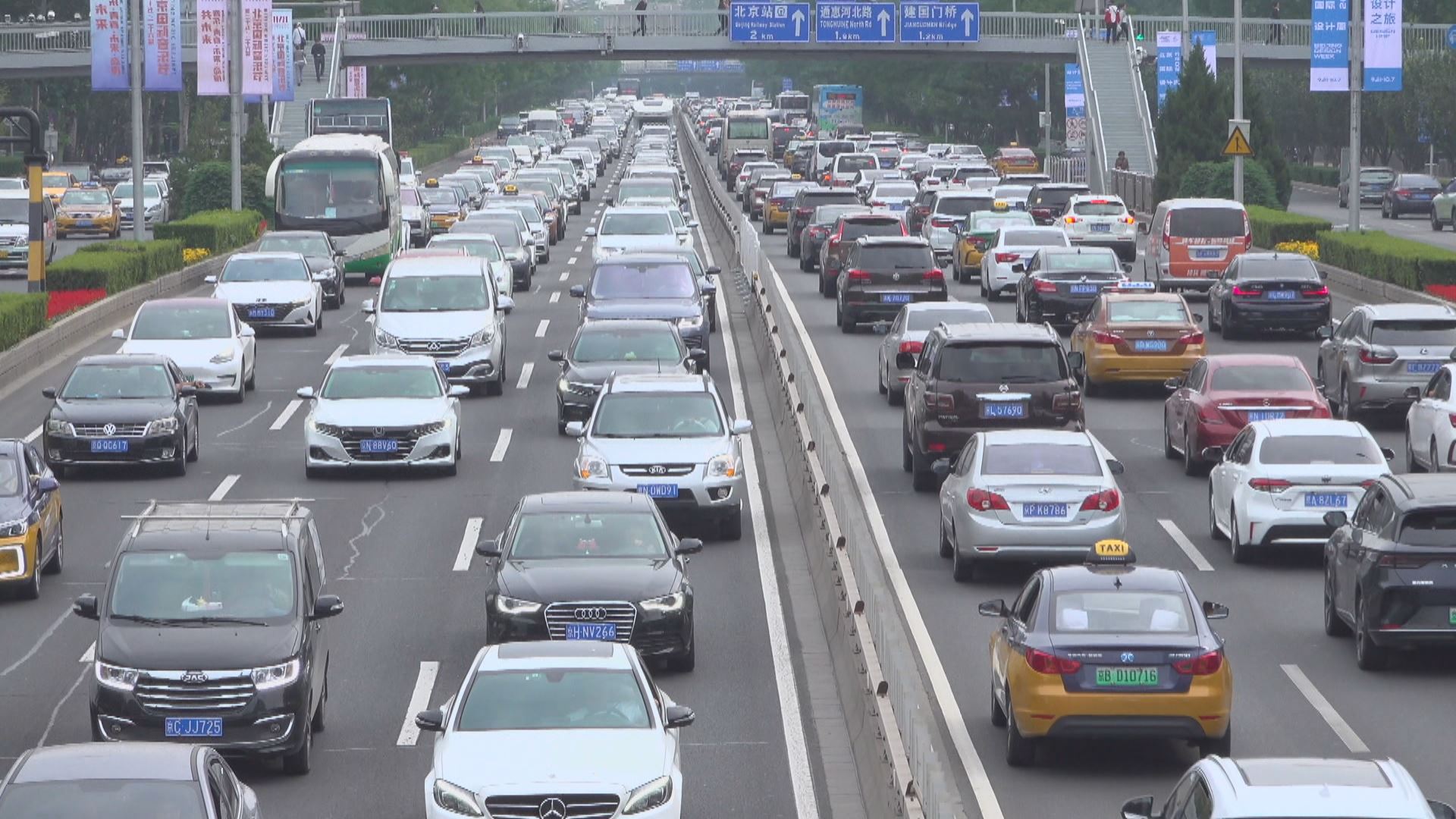 لە هەفتەی زێڕیندا لە وڵاتی چین یەک هەفتە پشوو دەبێت